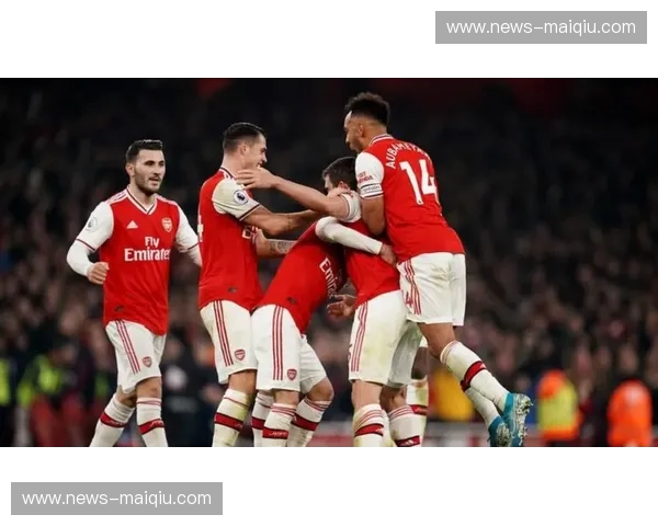 梦剧场的红色硝烟：曼联vs阿森纳，一场跨越时代的足球史诗